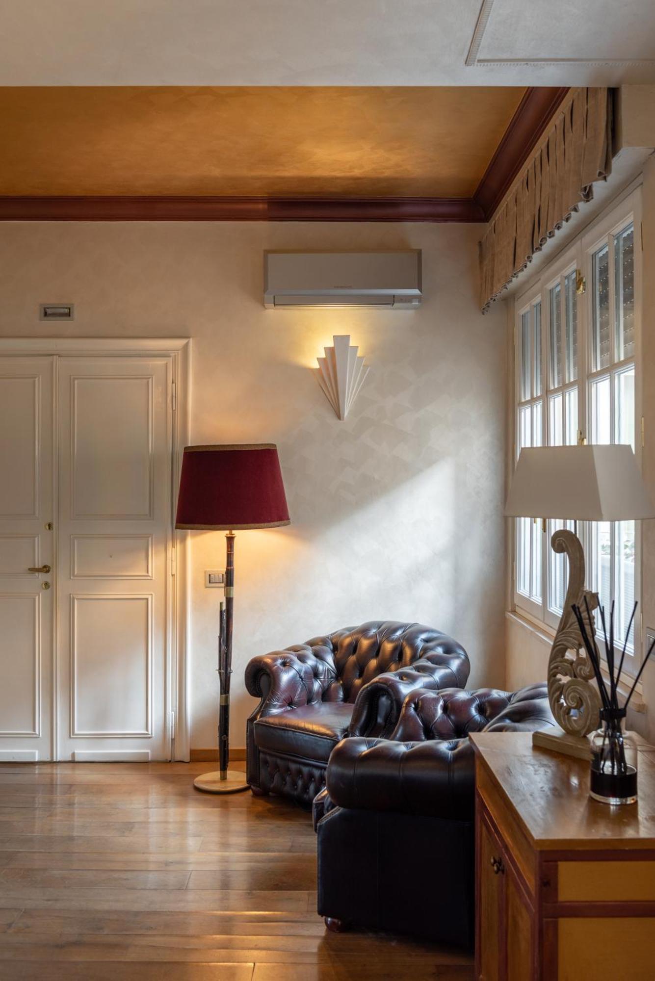 Residenza Gambrinus Bed & Breakfast Флоренция Екстериор снимка